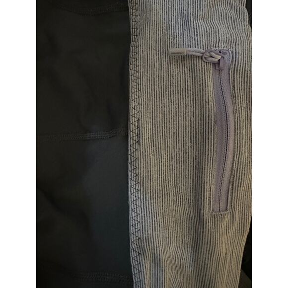 Lululemon Lavender Gray Everlux Leggings, Zipper Pocket, Size 10 - Picture 7 of 7